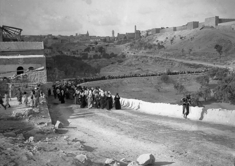 Terra Sancta 1910: največje slovensko romanje v Sveto deželo 